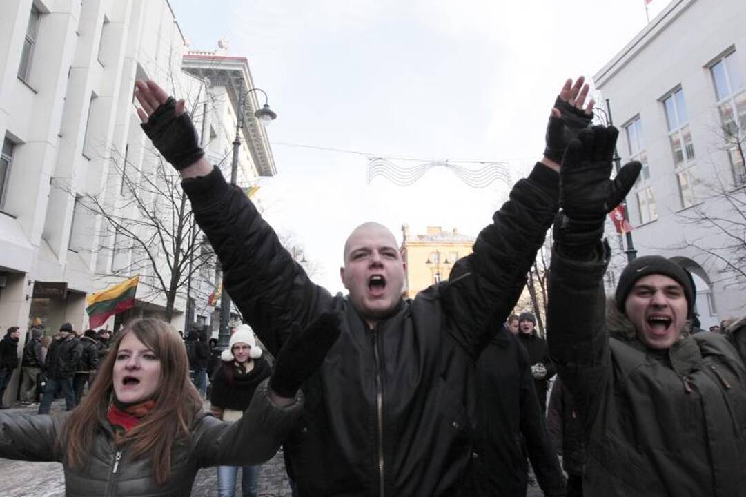 Uždraustoje eisenoje Vilniuje - tūkstančiai nacionalistų