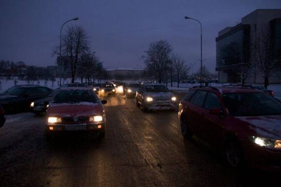 Protestas prieš automobilių mokestį – negausus ir padrikas