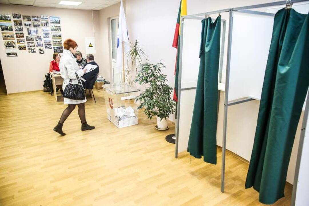 Kauno konservatoriai pirmenybę atidavė V. Landsbergiui 
