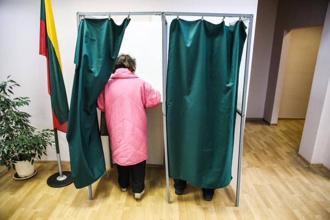 Kauno konservatoriai pirmenybę atidavė V. Landsbergiui 