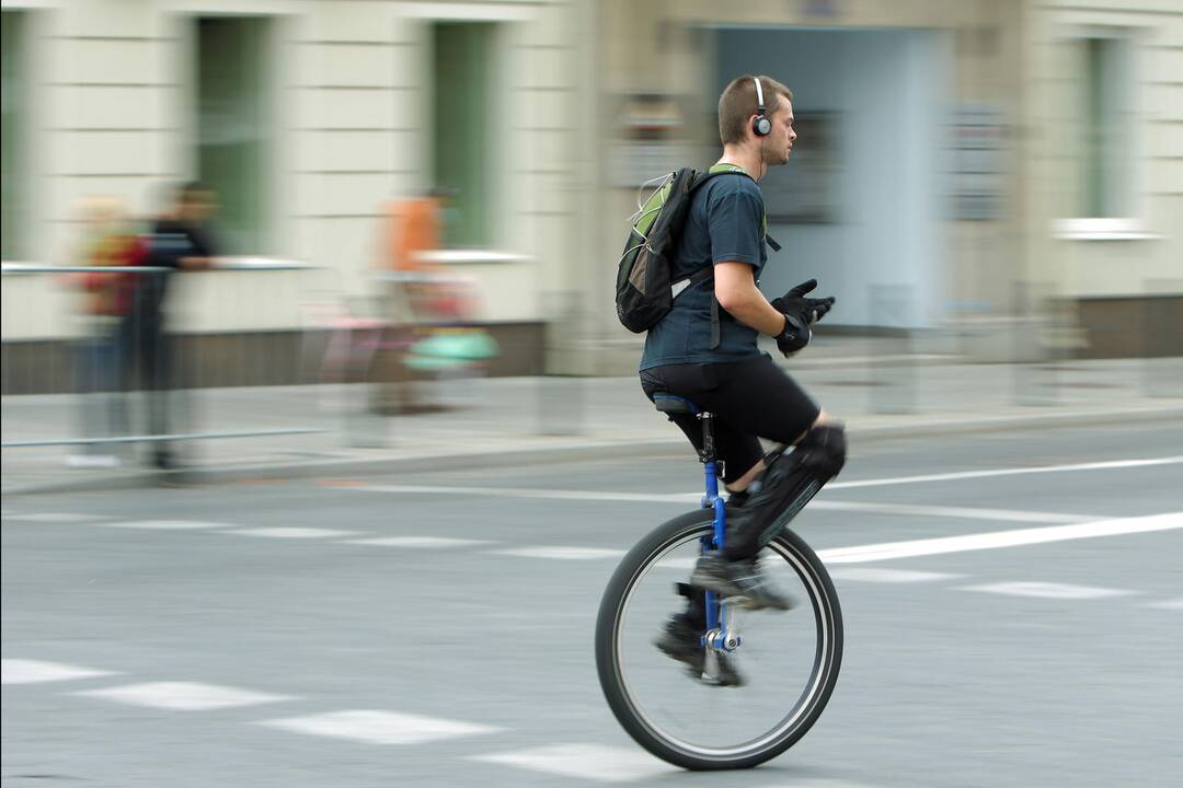 Sekmadienį Vilnius atiduotas dviratininkams