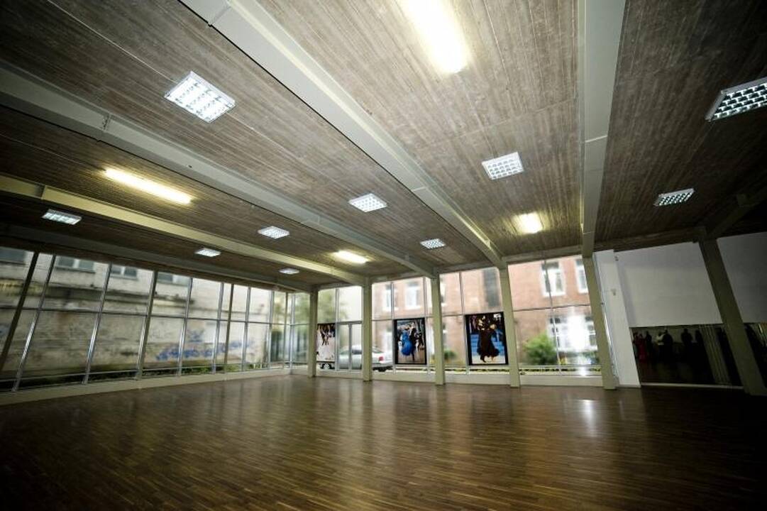 E.Daniūtės šokių mokyklos atidaryme – pulkas žinomų žmonių