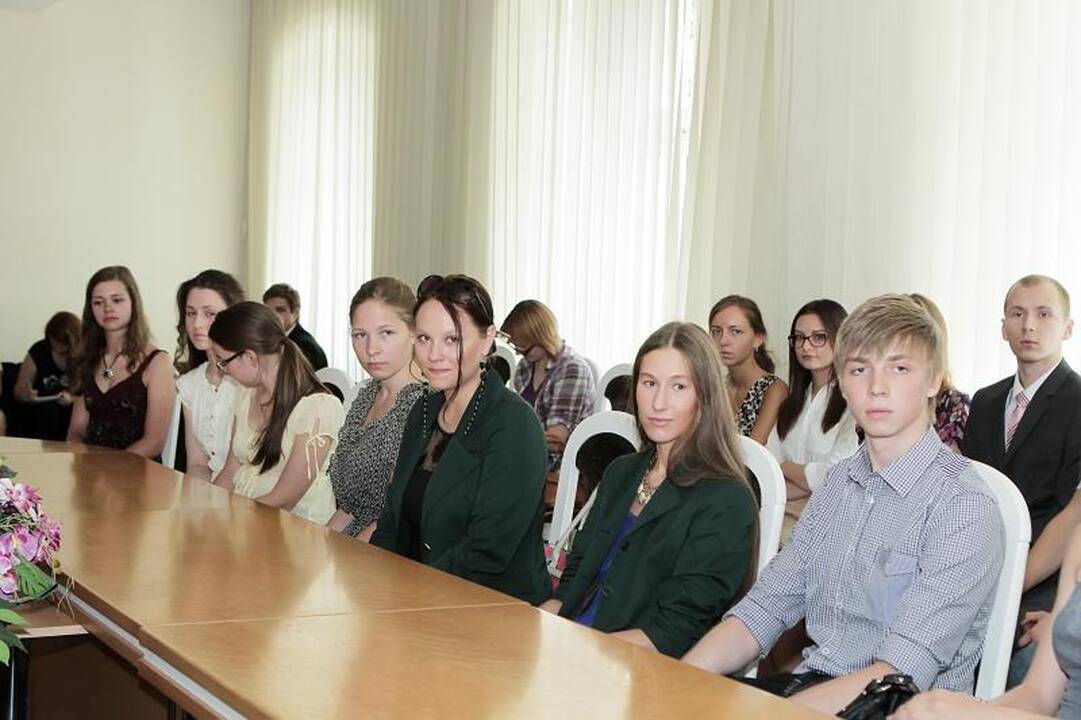 Klaipėdos meras pasveikino geriausius abiturientus 
