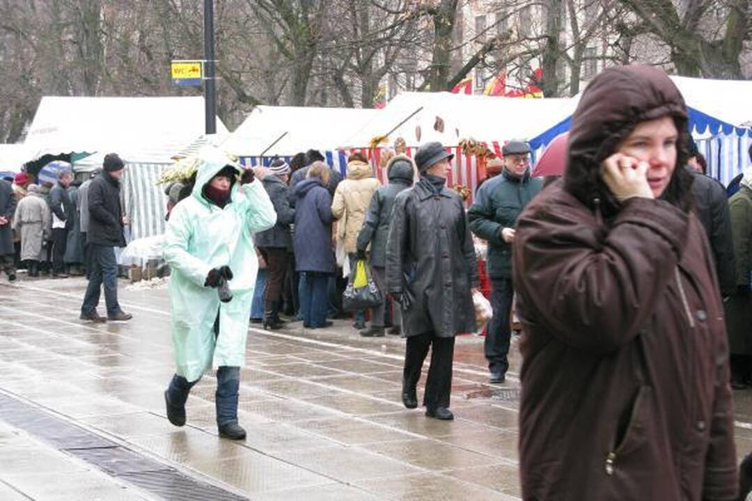 Kazimiero mugėje - šašlykai, karštas alus ir gera nuotaika (atnaujinta)