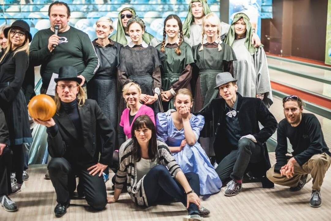 Kauno teatralų boulingo turnyre triumfavo Mažasis teatras