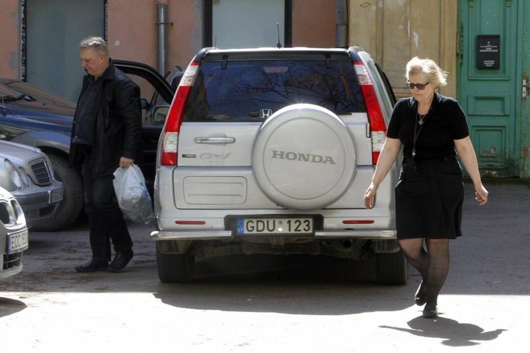 Lietuva atsisveikina su V. Šapranausku (papildyta)