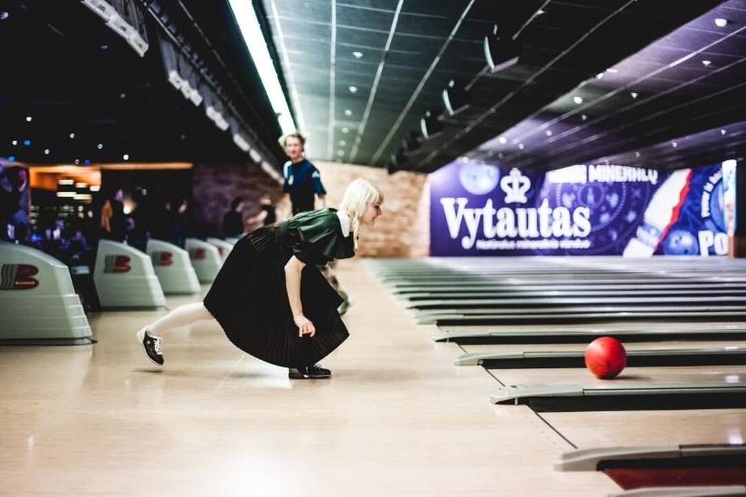 Kauno teatralų boulingo turnyre triumfavo Mažasis teatras