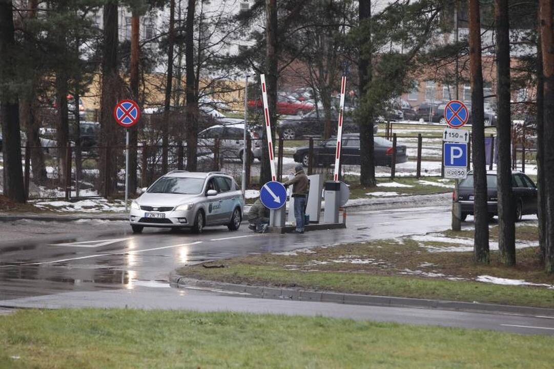 Nauji Lazdynų ligoninės užtvarai sėja sumaištį ir piktina pacientus