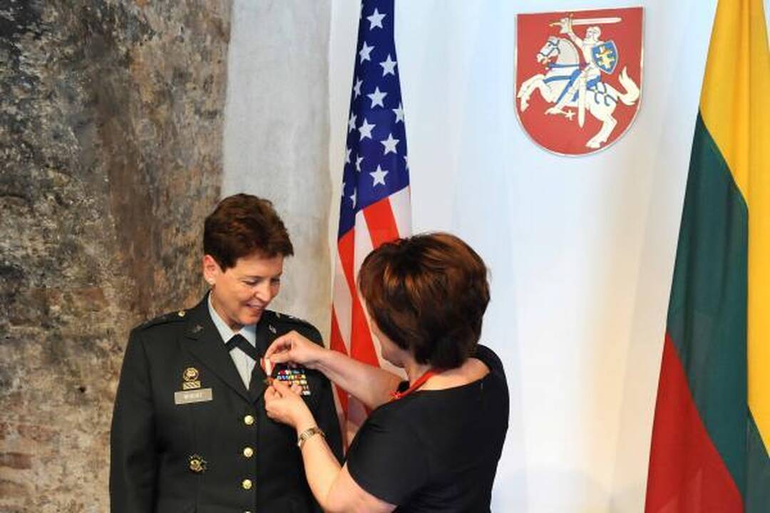 R.Juknevičienė diskutavo su įtakinga JAV kariške