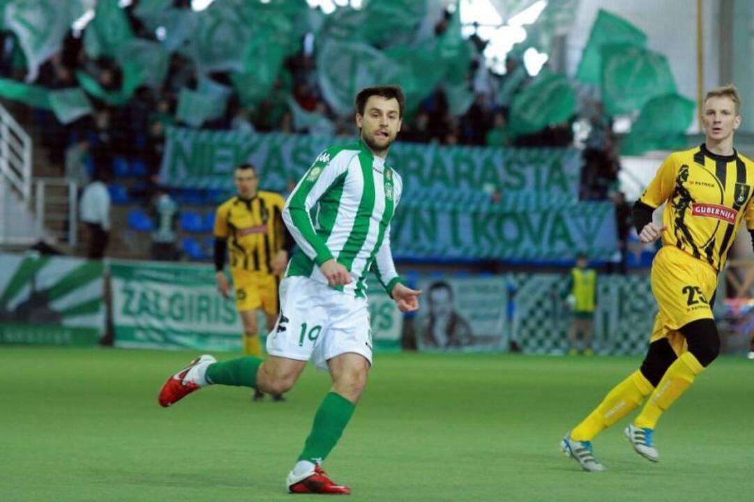 „Žalgiris“ ne be vargo svečiuose įveikė „Šiaulius“