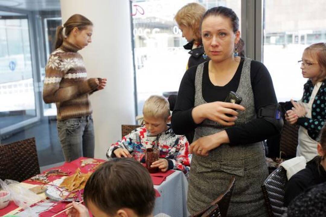 Vilniečių puošti meduoliai – vaikų namų auklėtiniams