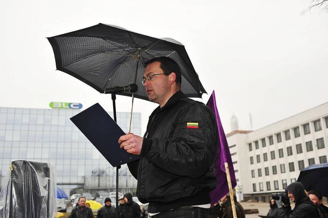 „Drąsiaus kelio“ suburtame mitinge liejosi kaltinimai
