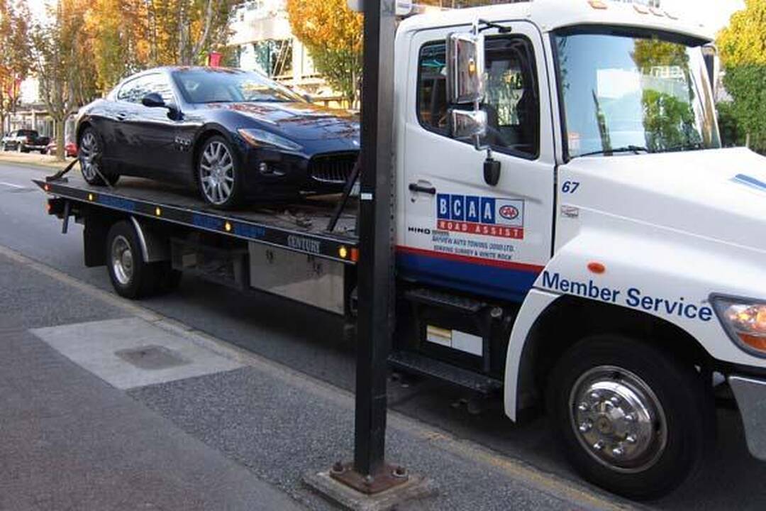 Gatvės lenktynės Vankuveryje: „supakuota“ automobilių už 5 mln. Lt