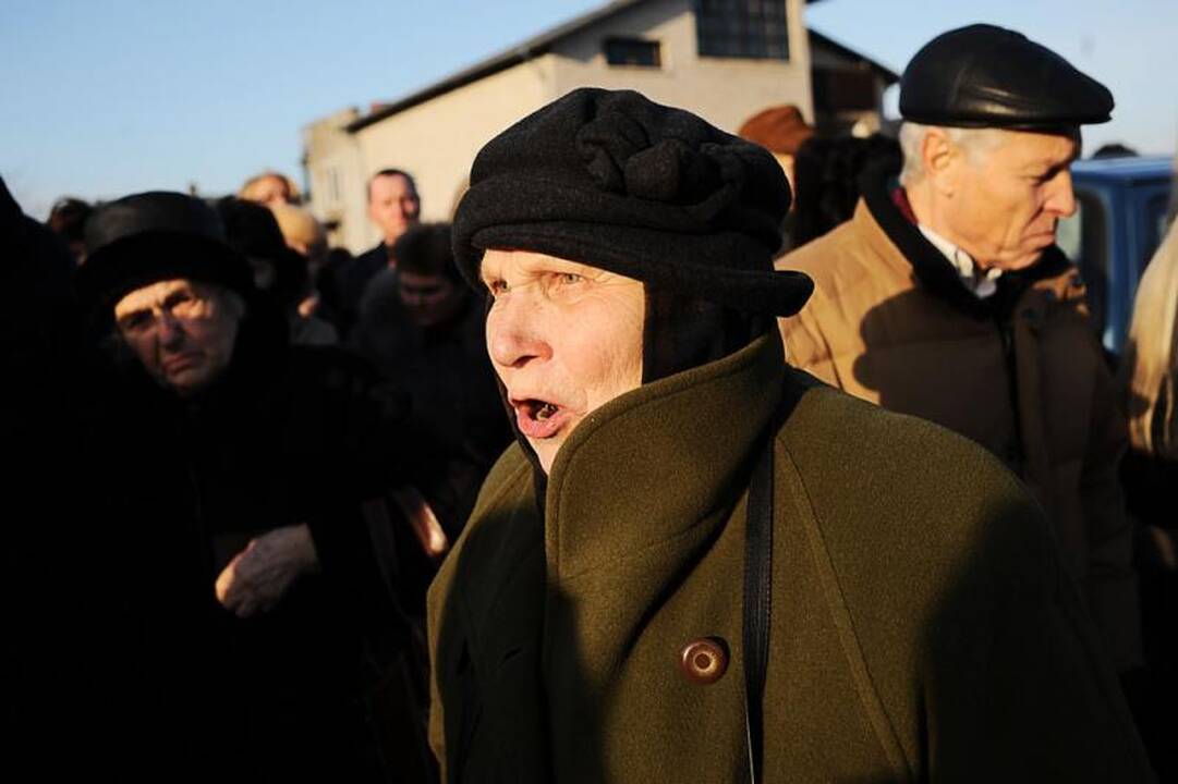 Teismo sprendimas neįvykdytas, mergaitė liko namuose (dar papildyta)