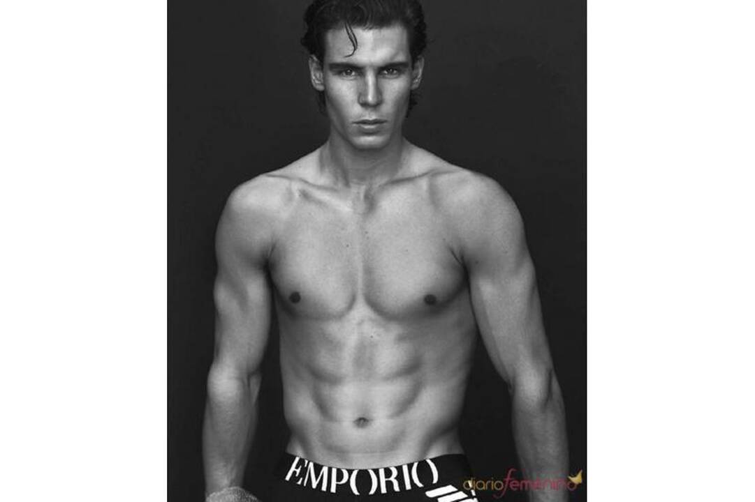 Kuris iš gražuoliukų bus pasirinktas seksualiai „Armani“ reklamai?