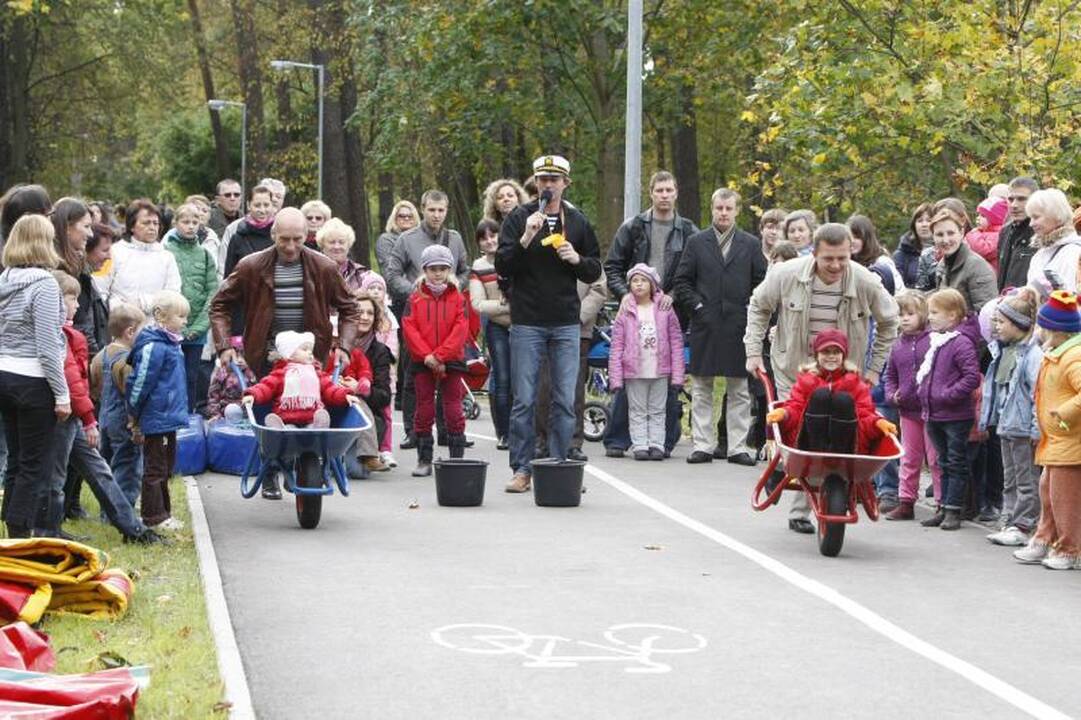 Parke šurmuliavo klaipėdiečių šeimų šventė