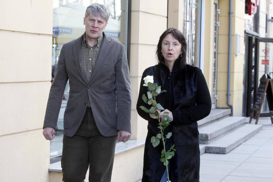 Lietuva atsisveikina su V. Šapranausku (papildyta)