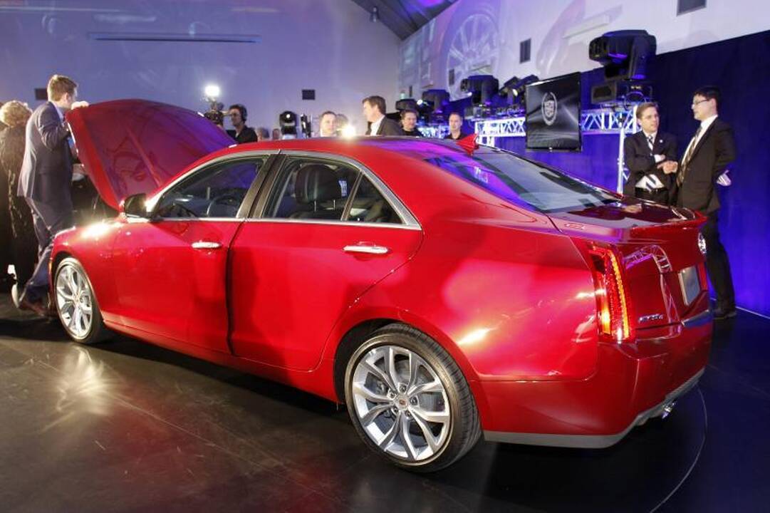 Detroito automobilių paroda: prabanga dvelkiantis naujasis „Cadillac“