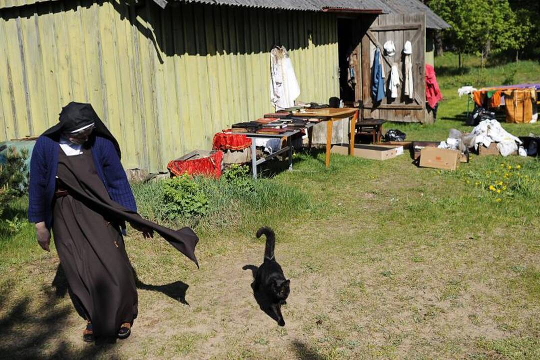 Gaisras sunaikino Paštuvos bažnyčią Kauno rajone   