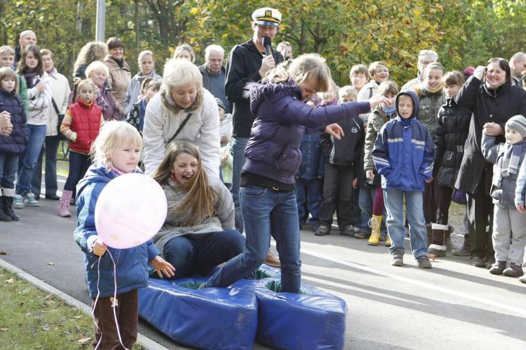 Parke šurmuliavo klaipėdiečių šeimų šventė