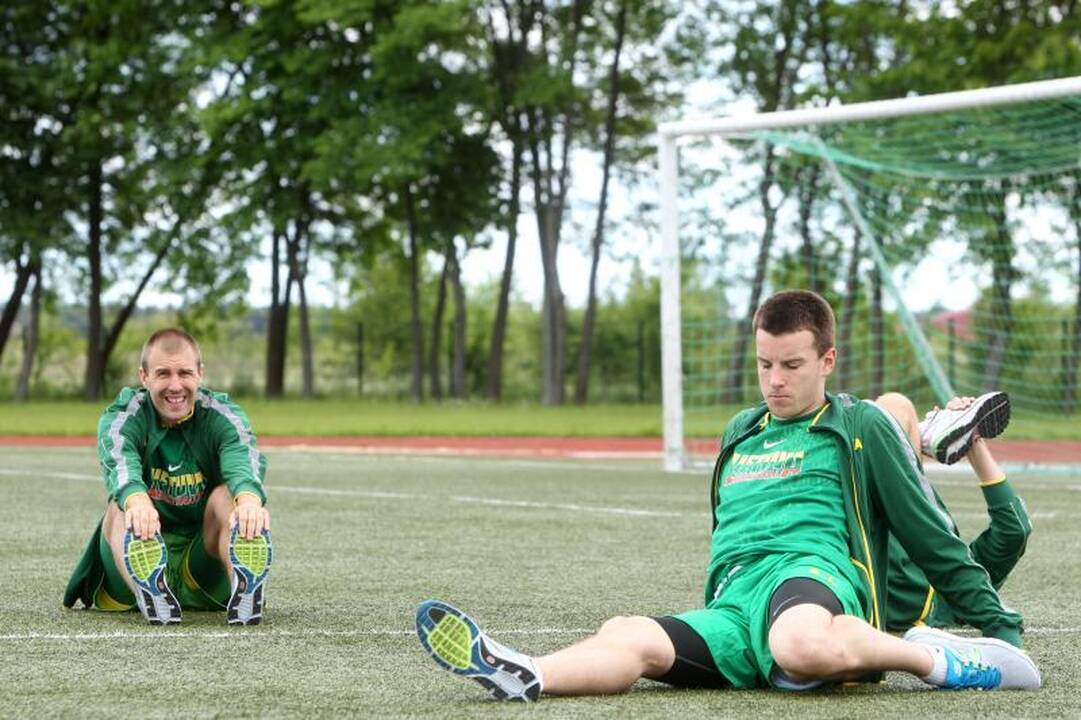Pirmoje krepšinio rinktinės treniruotėje – optimistinės nuotaikos