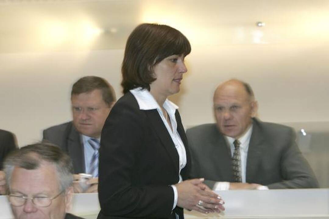 E.Gudišauskienė - naujoji savivaldybės administracijos vadovė (papildyta)