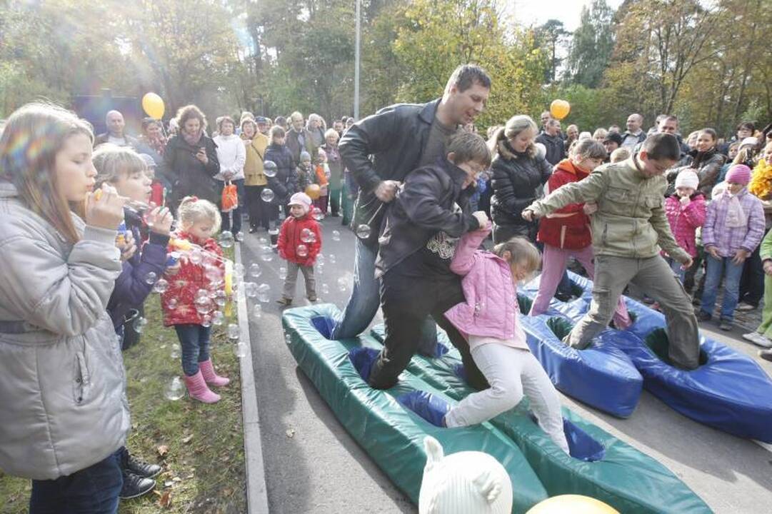 Parke šurmuliavo klaipėdiečių šeimų šventė