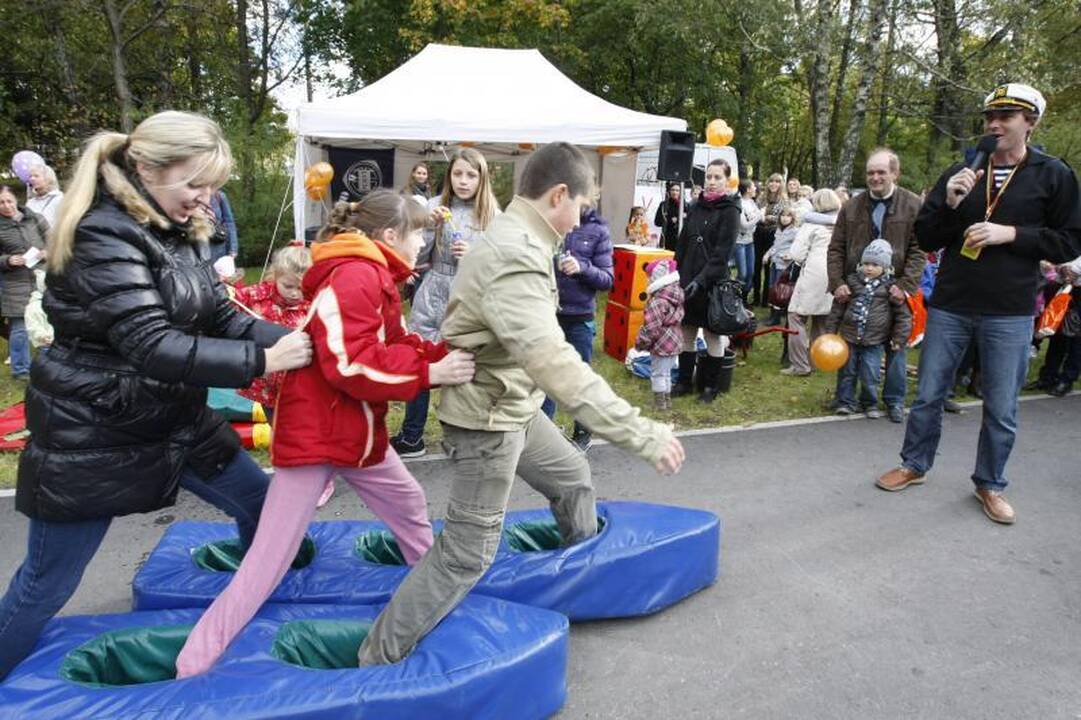 Parke šurmuliavo klaipėdiečių šeimų šventė