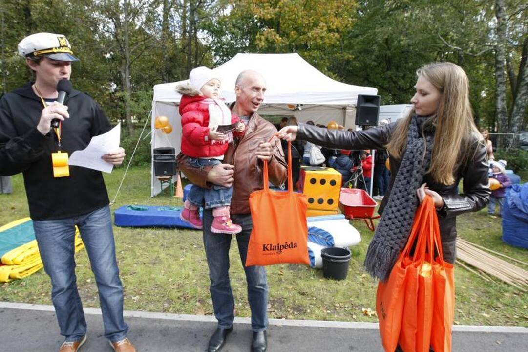 Parke šurmuliavo klaipėdiečių šeimų šventė