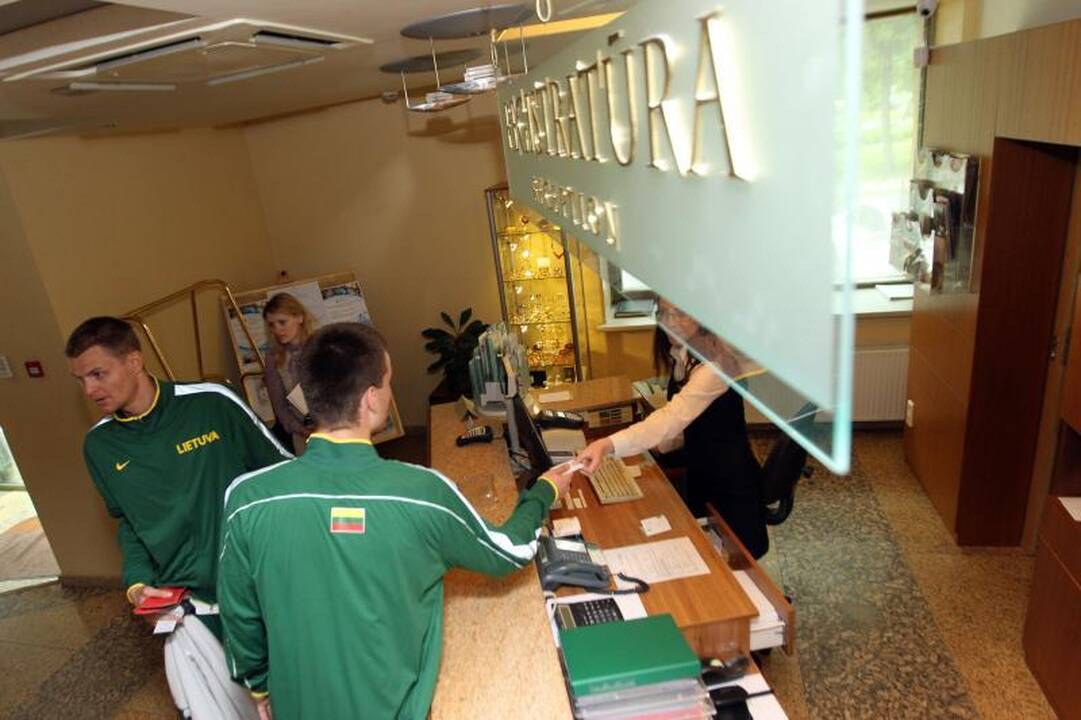 Pirmoje krepšinio rinktinės treniruotėje – optimistinės nuotaikos