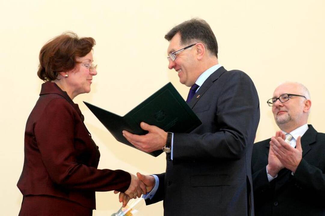 Mokslų akademijoje apdovanoti mokslo premijų laureatai