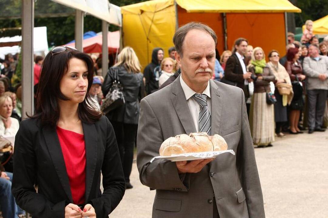 Raudondvaryje nuo ūkininkų derliaus raibo ir užsieniečių akys