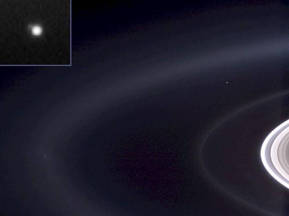 Visi šypsomės! NASA ruošiasi Žemę nufotografuoti iš Saturno