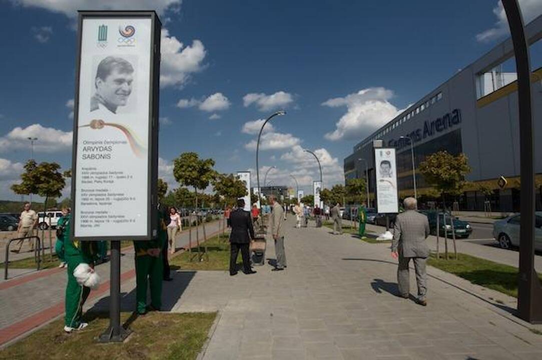 Vilniuje jau driekiasi Olimpiečių šlovės alėja