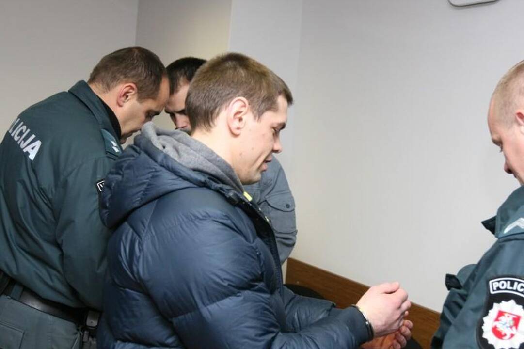Paskelbtas nuosprendis automobilių vagišiams broliams Kosovams