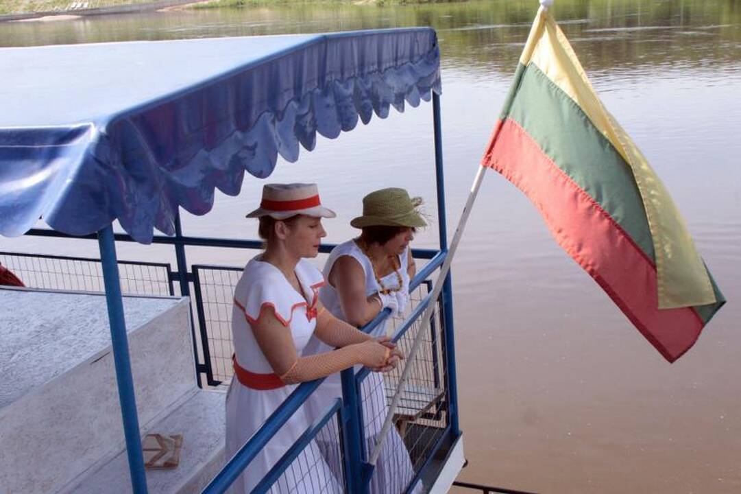 Laivas vėl plukdys į Kulautuvą 