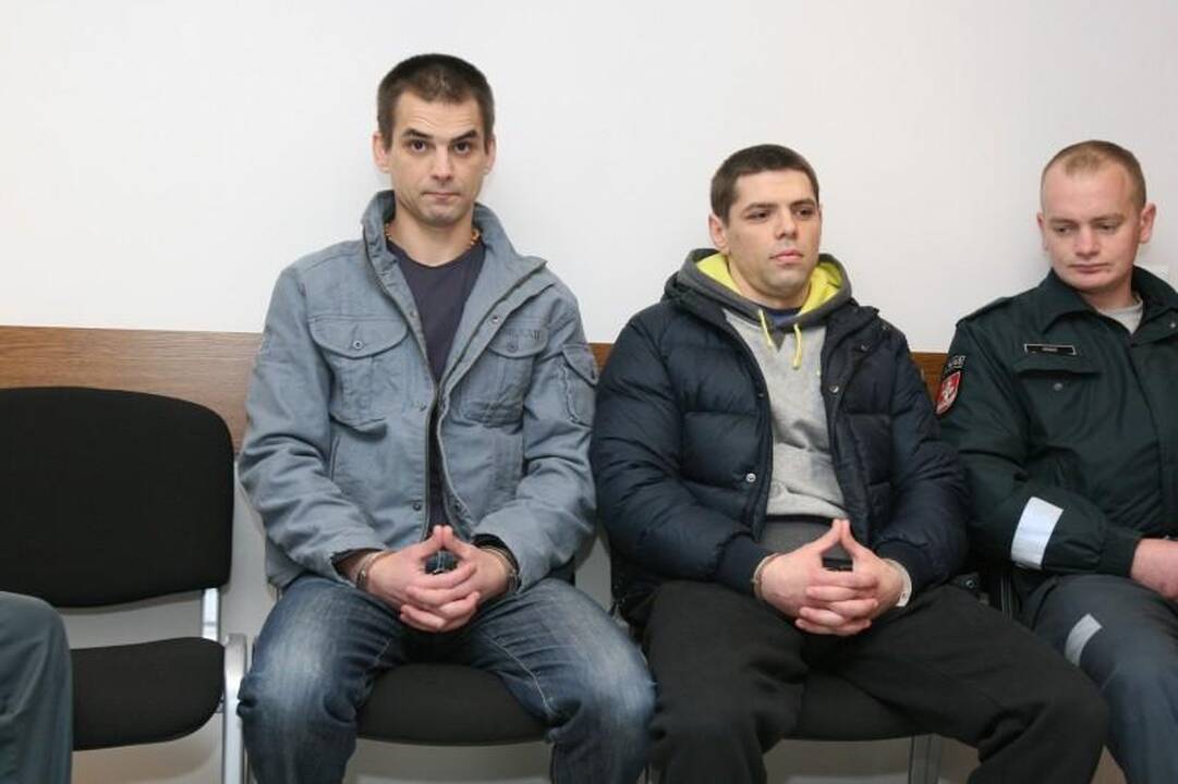 Paskelbtas nuosprendis automobilių vagišiams broliams Kosovams