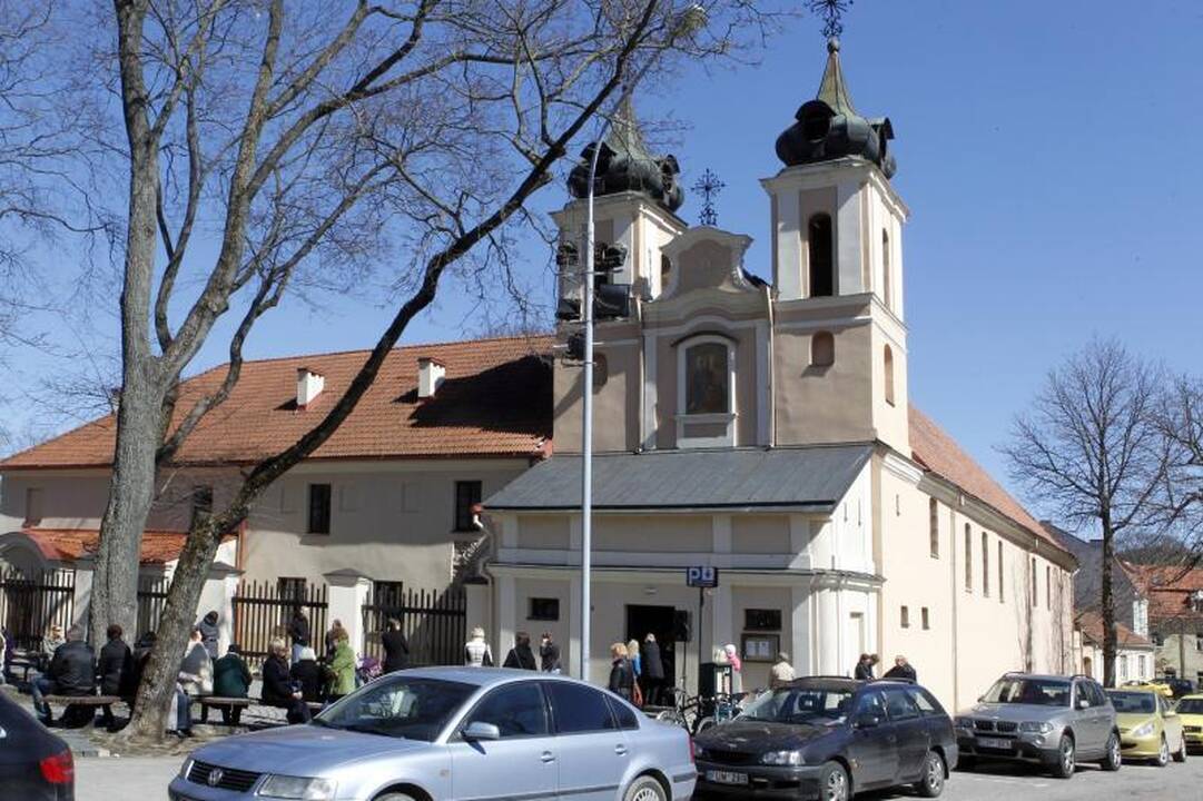 Lietuva atsisveikina su V. Šapranausku (papildyta)