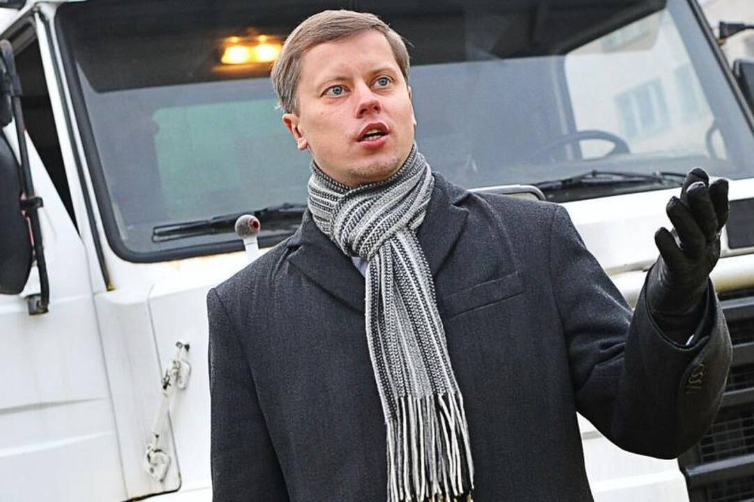 Į komandiruotę A.Kupčinskas ir dar du Kauno politikai pasiėmė žmonas