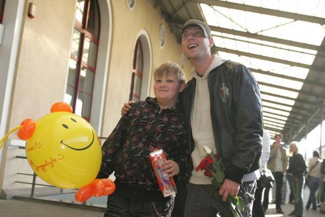 Sugrįžęs Sasha Son(g) mano gėdos Lietuvai nepadaręs