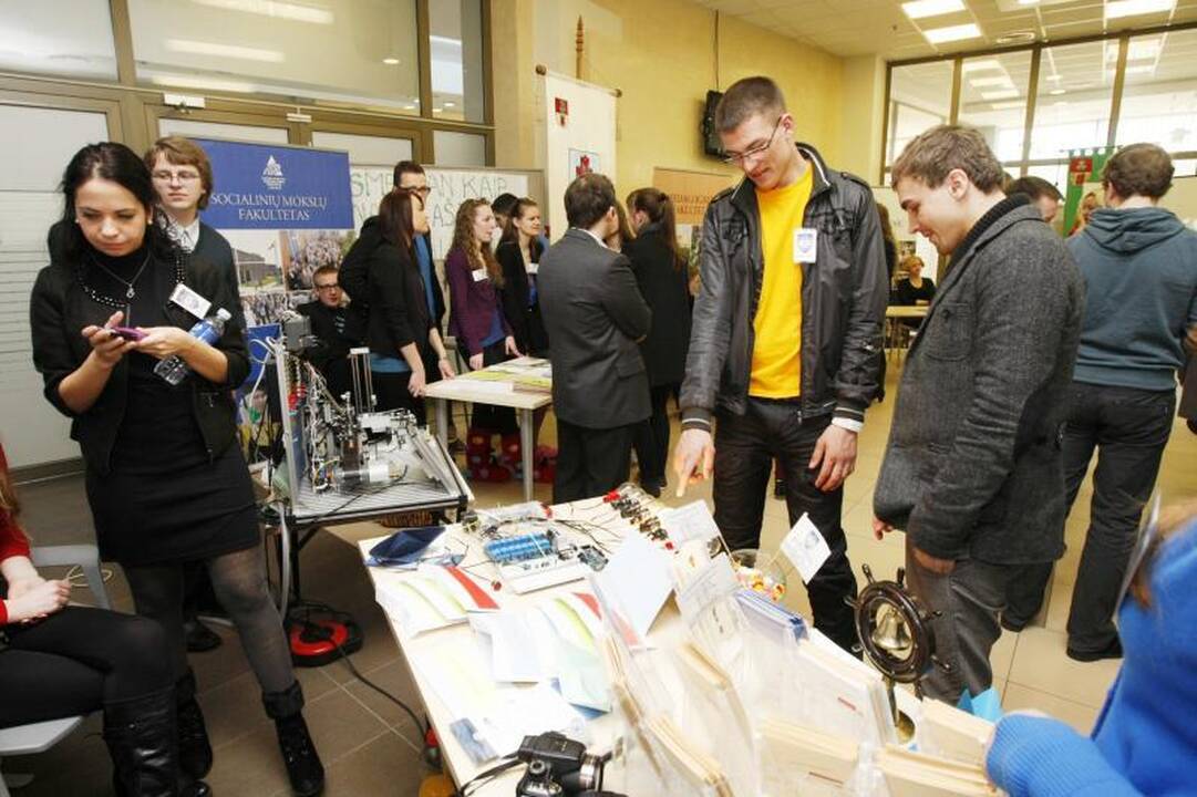 Klaipėdos universitete – būsimų studentų apgultis