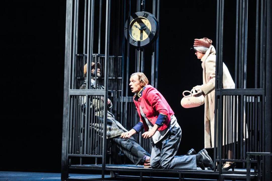 Po skandalo Kauno dramos teatre „Balta drobulė“ gali būti neberodoma
