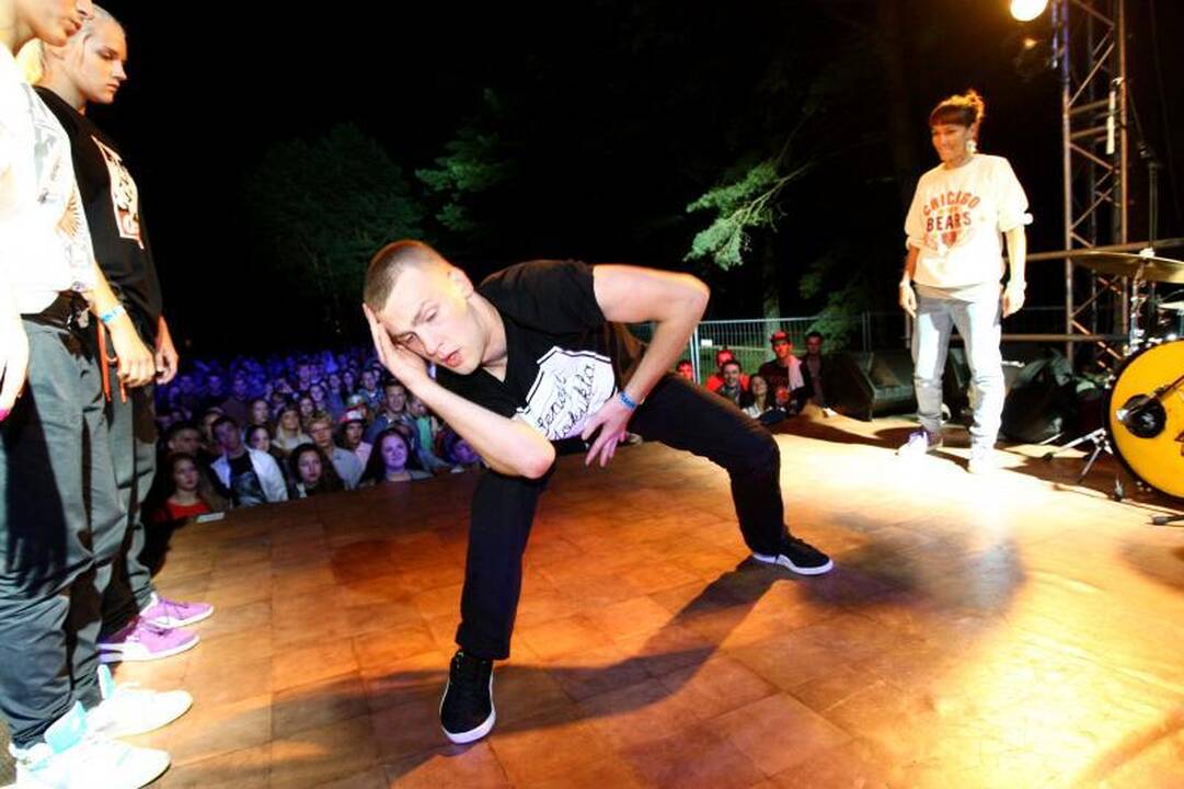 Pažaislio šilas gaudė nuo gatvės muzikos