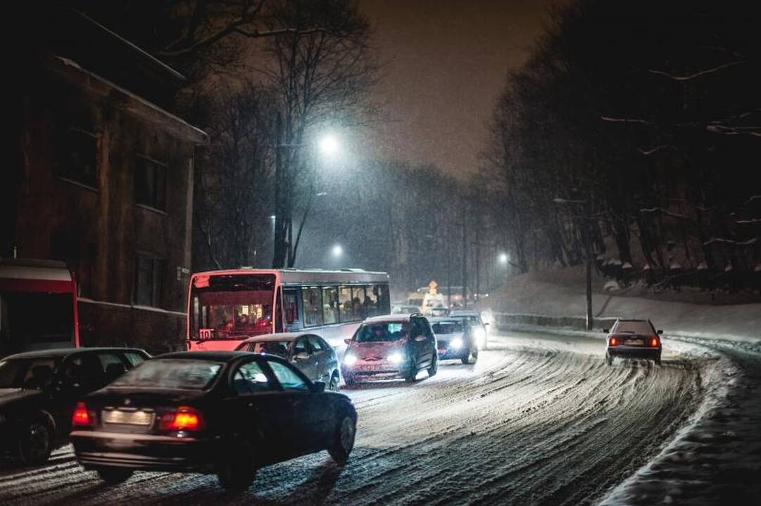 Ant Parodos kalno – panika dėl slidaus kelio