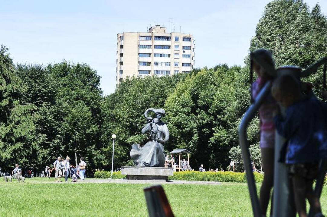 Kauniečiai traukia sportuoti į miesto parkus