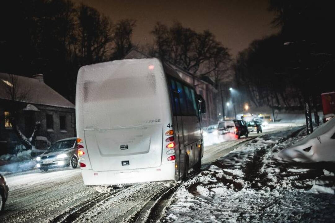 Ant Parodos kalno – panika dėl slidaus kelio