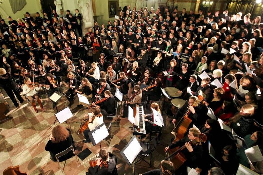 Daugiau kaip 400 žmonių atliko A. W. Mozarto „Requiem“