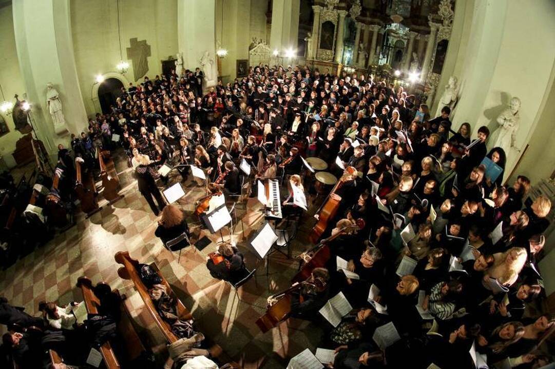 Daugiau kaip 400 žmonių atliko A. W. Mozarto „Requiem“