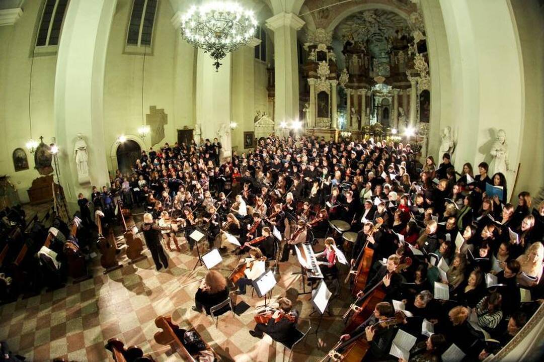 Daugiau kaip 400 žmonių atliko A. W. Mozarto „Requiem“