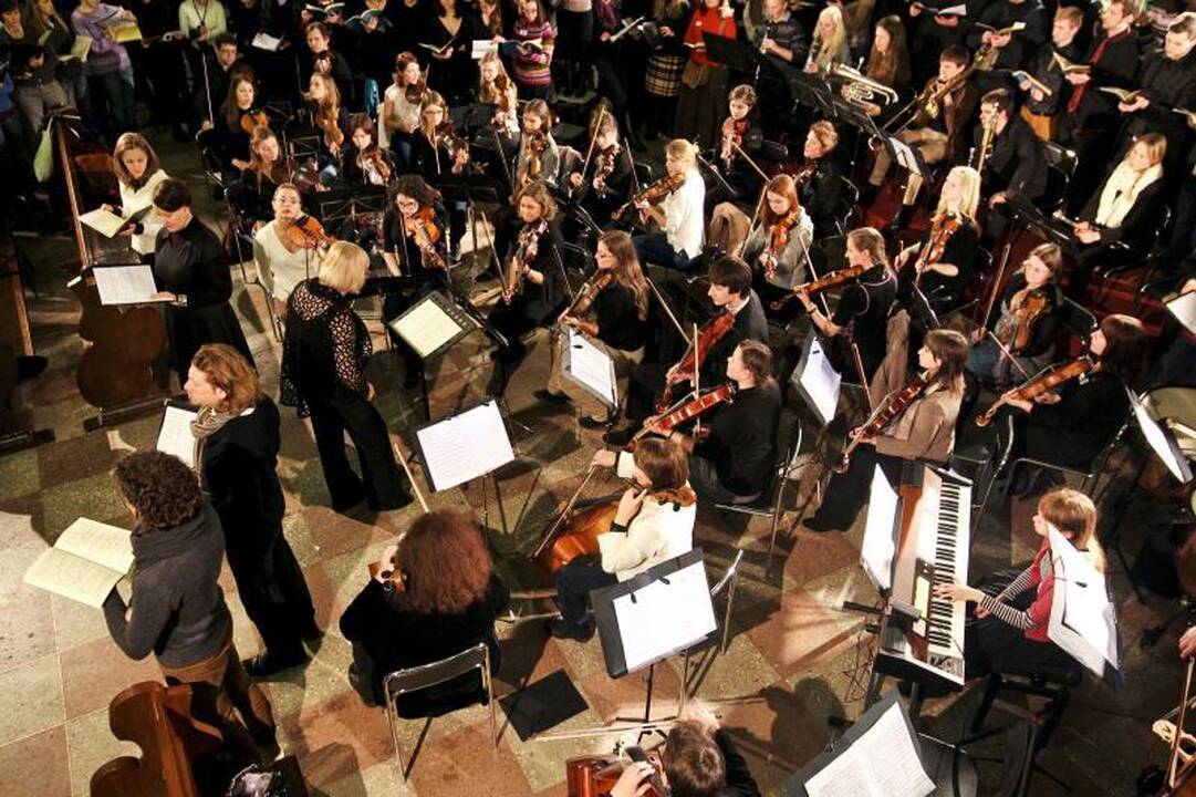 Daugiau kaip 400 žmonių atliko A. W. Mozarto „Requiem“